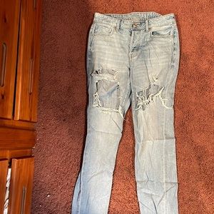 american eagle tom girl jeans!!